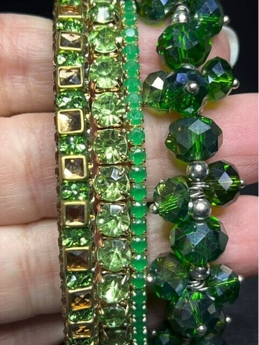 B6923 4pc Green Crystal Rhinestone Gold Tone Bracelet Stack Set stretch bangle